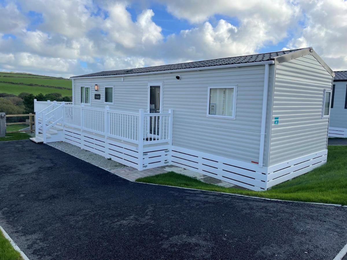 3-Bedroom Holiday Home With Valley Views Newquay  Bagian luar foto