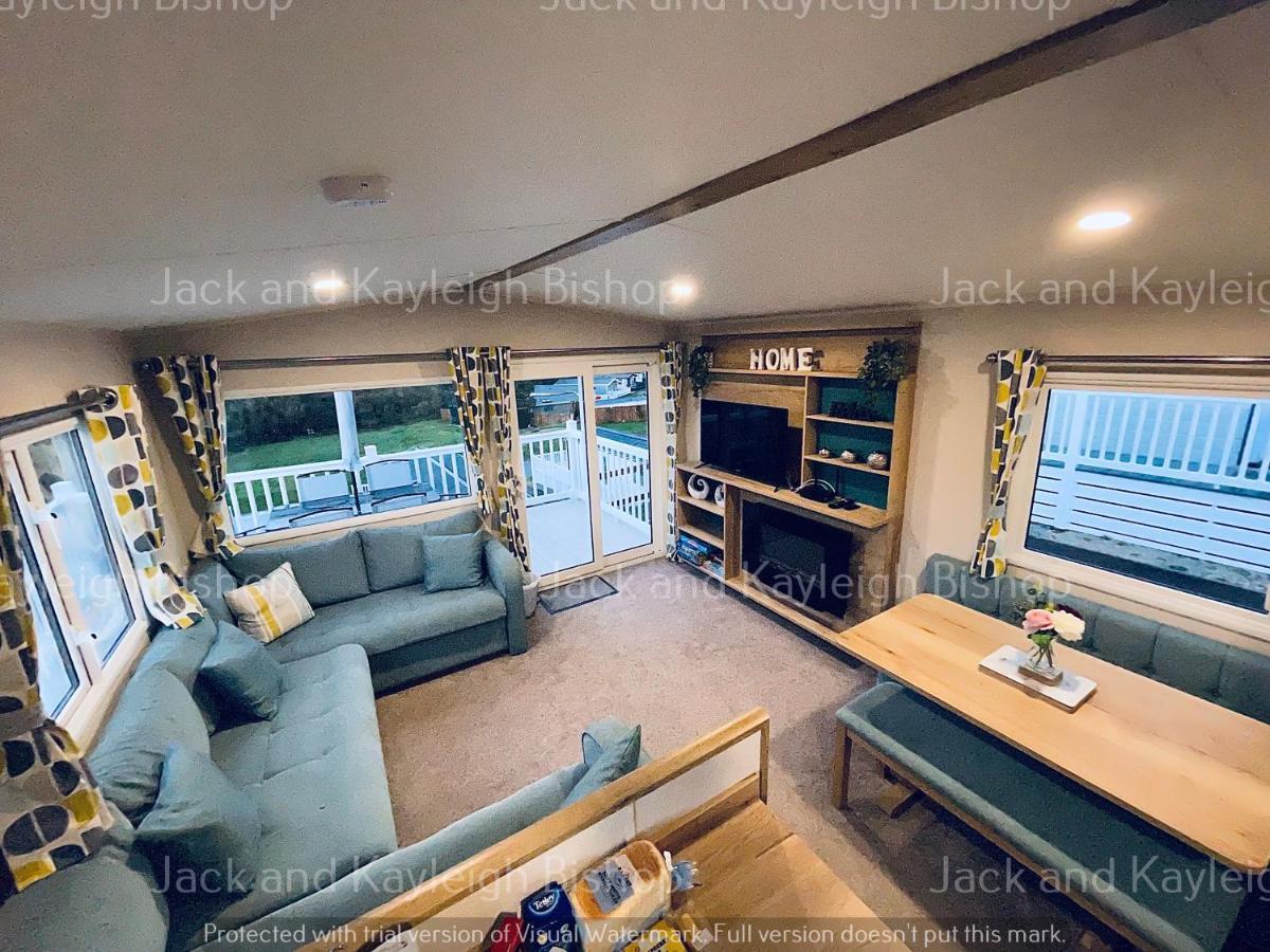 3-Bedroom Holiday Home With Valley Views Newquay  Bagian luar foto