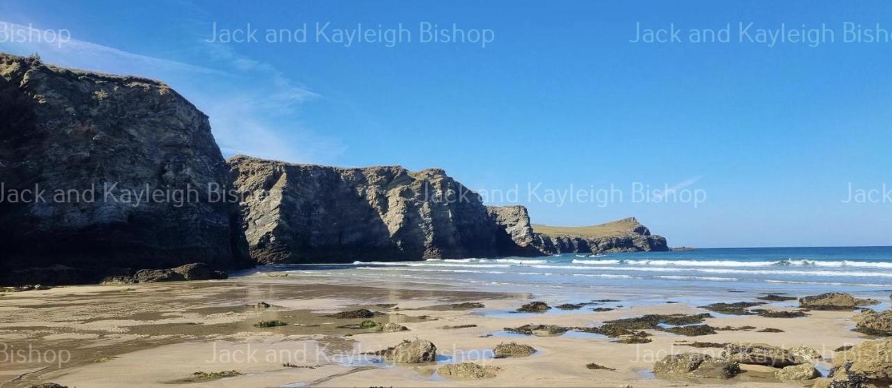 3-Bedroom Holiday Home With Valley Views Newquay  Bagian luar foto